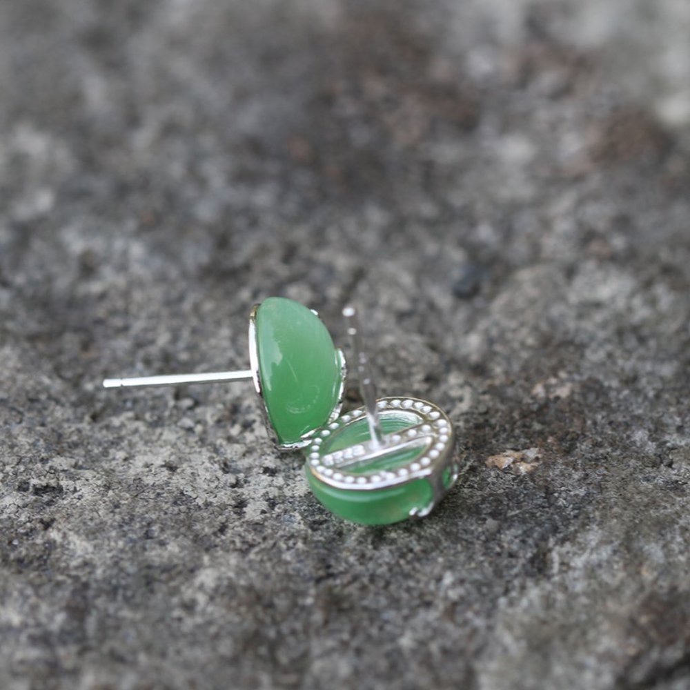 SOLD Emerlad Green Agate / Jade Earrings - Picture 2 of 9